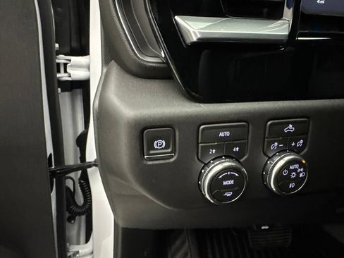 New 2026 GMC Sierra 1500 Elevation AWD/4WD image 22