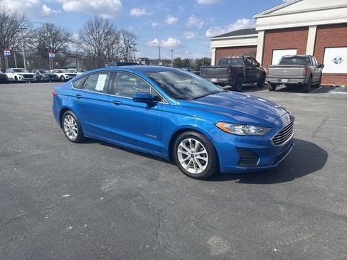 Used 2019 Ford Fusion SE image 11