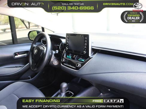 Used 2020 Toyota Corolla LE image 17