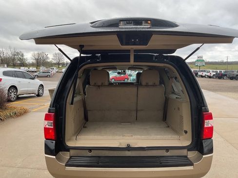 Used 2014 Ford Expedition EL XLT w/ Equipment Group 202A AWD/4WD image 11