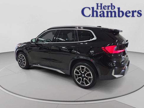 Used 2025 BMW X1 xDrive28i w/ Technology Package AWD/4WD image 3