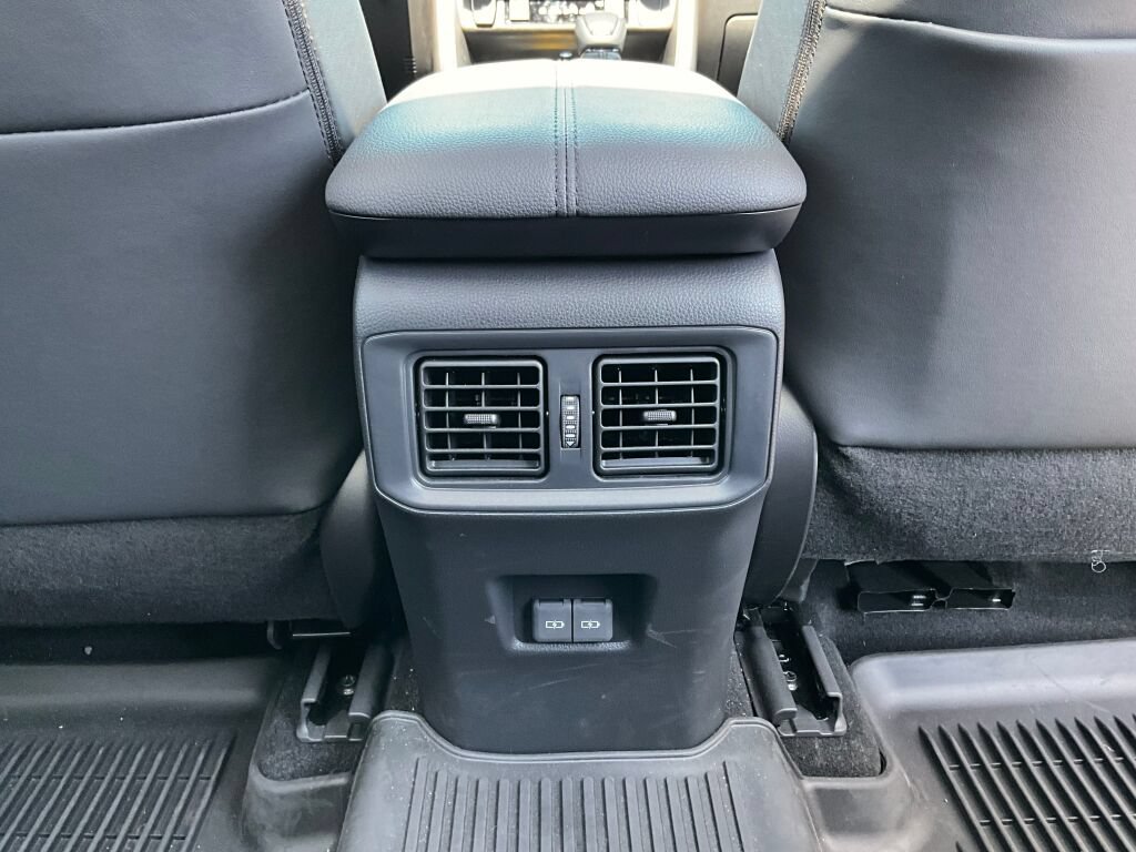Used 2024 Toyota RAV4 XSE w/ Advanced Technology Package AWD/4WD image 13