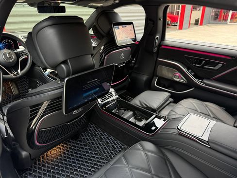 Used 2023 Mercedes-Benz Maybach S 580 4MATIC image 34