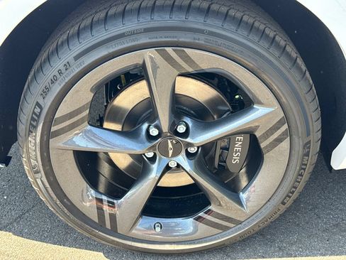 New 2026 Genesis GV70 2.5T Sport Prestige w/ G1 Accessory Package AWD/4WD image 19