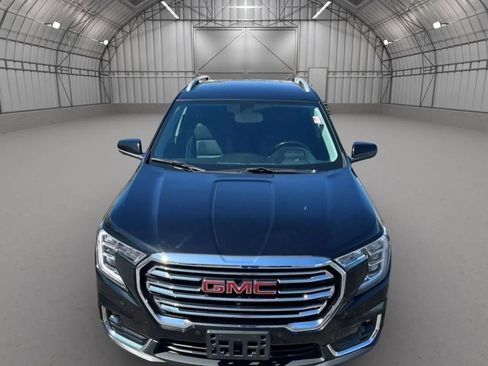 Used 2022 GMC Terrain SLT w/ Tech Package AWD/4WD image 10