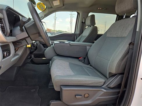 Used 2024 Ford F350 XLT image 9