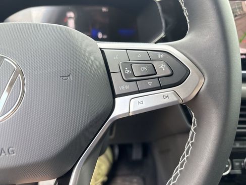 New 2024 Volkswagen Taos SE AWD/4WD image 18