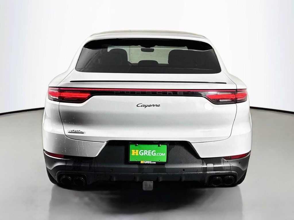 Used 2023 Porsche Cayenne Platinum Edition AWD/4WD image 8