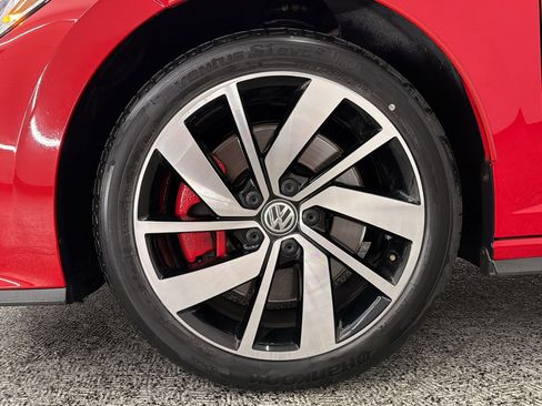 Used 2020 Volkswagen Jetta GLI Autobahn image 12