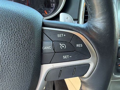 Used 2015 Jeep Grand Cherokee Limited RWD image 28