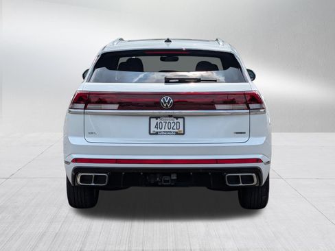 Used 2024 Volkswagen Atlas Cross Sport SEL R-Line AWD/4WD image 6
