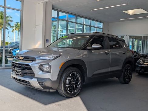 Certified 2023 Chevrolet TrailBlazer LT image 3