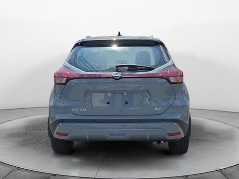 Used 2023 Nissan Kicks SV FWD image 4