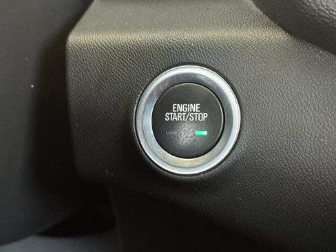Used 2024 GMC Terrain AT4 w/ LPO, Floor Liner Package AWD/4WD image 33