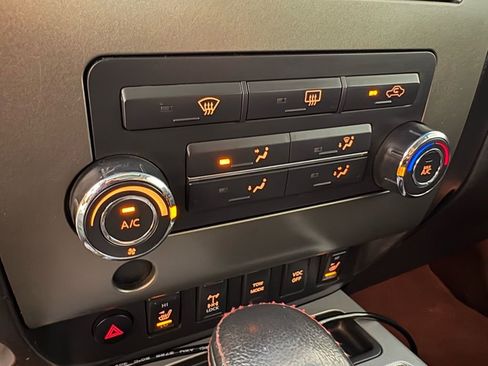 Used 2010 Nissan Titan PRO-4X w/ Pro-4x Leather Pkg image 28