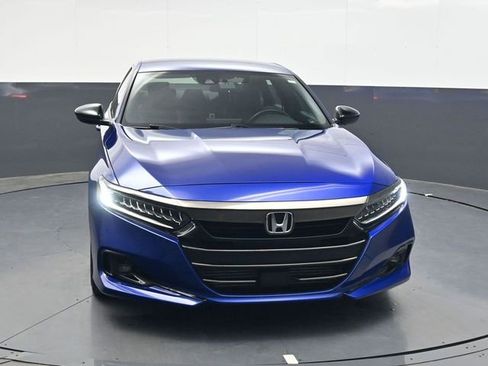 Used 2022 Honda Accord Sport image 9
