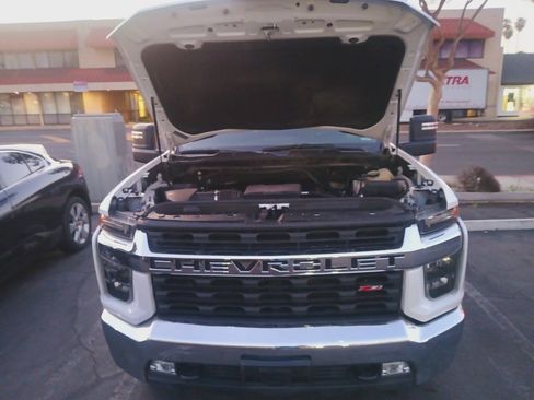 Used 2022 Chevrolet Silverado 2500 LT w/ Convenience Package AWD/4WD image 16