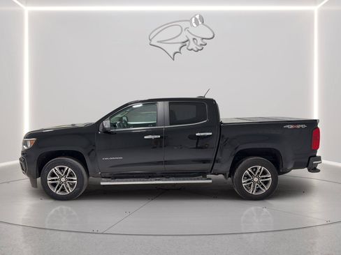 Used 2021 Chevrolet Colorado LT w/ LT Convenience Package AWD/4WD image 2