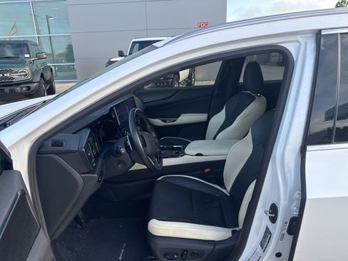 Used 2023 Lexus NX 350 AWD image 3