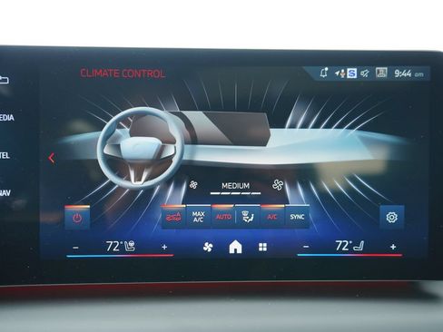 Used 2026 BMW 228i w/ Technology Package FWD image 17