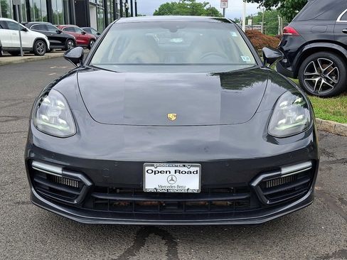Used 2022 Porsche Panamera GTS w/ Premium Package AWD/4WD image 2