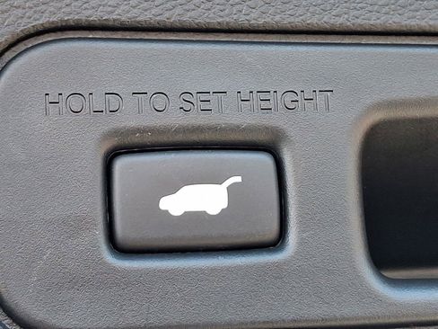 Used 2023 Acura MDX A-Spec image 31