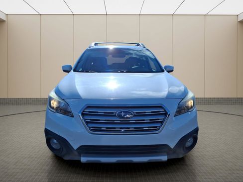 Used 2016 Subaru Outback 2.5i Limited image 3