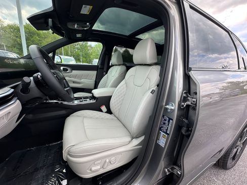 New 2026 Kia Sorento SX Prestige AWD/4WD image 30