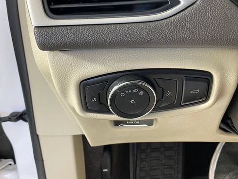 Used 2018 Lincoln MKZ Select w/ Select Plus Package FWD image 16
