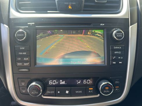 Used 2017 Nissan Altima 2.5 SV w/ Convenience Package FWD image 26