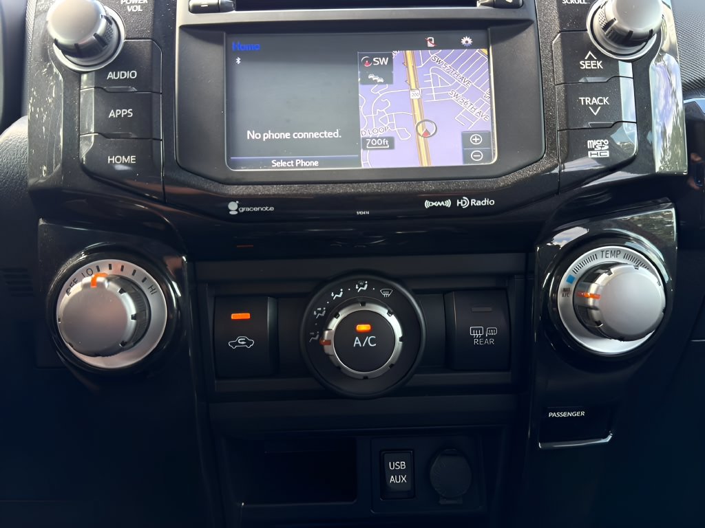 Used 2019 Toyota 4Runner TRD Off-Road Premium AWD/4WD image 20