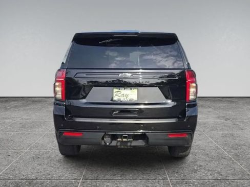 Used 2023 Chevrolet Suburban Z71 w/ Luxury Package AWD/4WD image 5