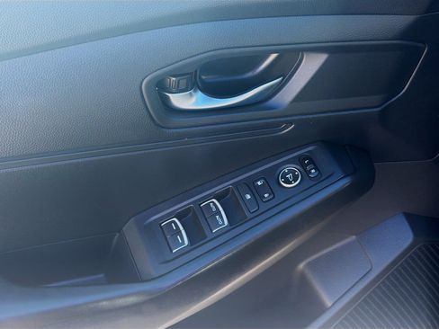 Used 2023 Honda Accord LX image 16