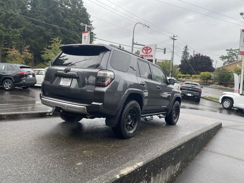 Certified 2020 Toyota 4Runner TRD Off-Road Premium w/ Moonroof Package AWD/4WD image 8