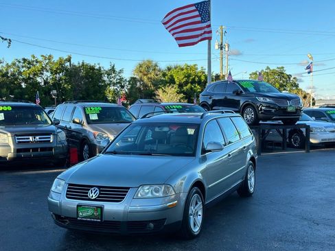 Used 2004 Volkswagen Passat GLX image 44