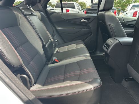Used 2024 Chevrolet Equinox RS FWD image 16