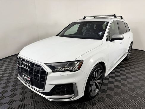Used 2021 Audi SQ7 Premium Plus w/ Driver Assistance Package AWD/4WD image 2
