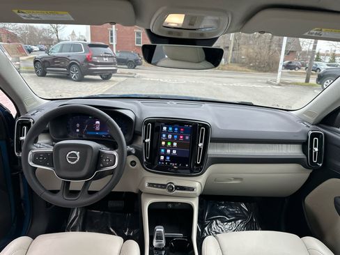 Used 2023 Volvo XC40 B5 Plus w/ Driver Assist Package image 26