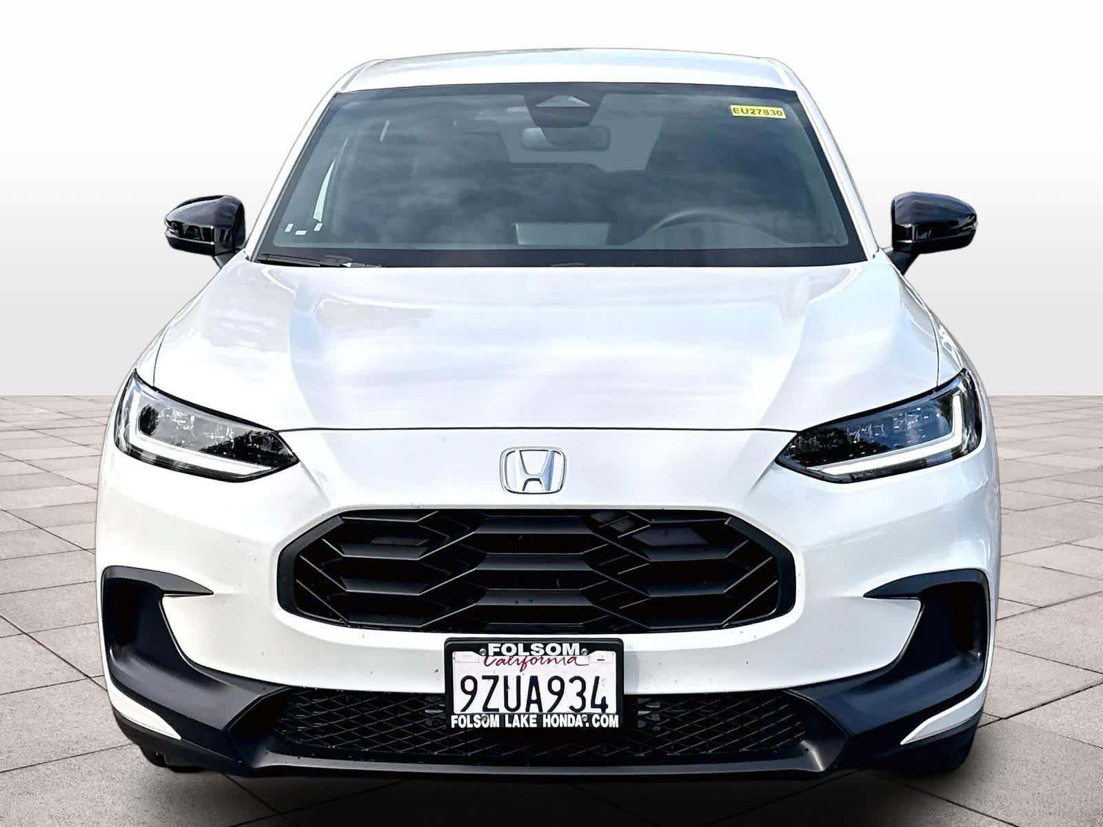 Used 2027 Honda HR-V Sport image 2
