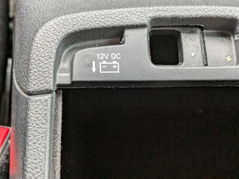 Used 2016 Jeep Grand Cherokee Laredo 75th Anniversary image 31