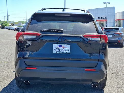 Used 2019 Toyota RAV4 XLE w/ Convenience Package AWD/4WD image 6