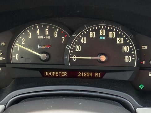 Used 2006 Cadillac XLR V image 36