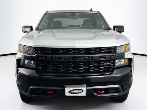 Used 2019 Chevrolet Silverado 1500 Custom Trail Boss w/ Custom Convenience Package AWD/4WD image 4