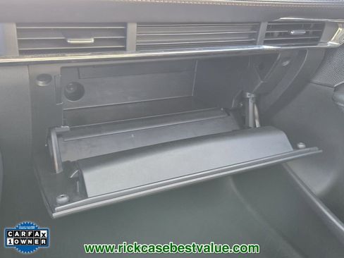 Used 2023 MAZDA MAZDA3 2.5 Turbo Sedan w/Premium Plus image 23