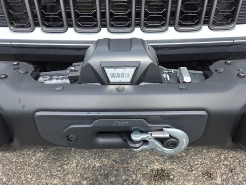 Used 2024 Jeep Wrangler Unlimited Rubicon 392 image 93