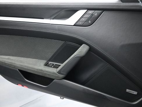 Certified 2025 Porsche 911 Carrera GTS image 24