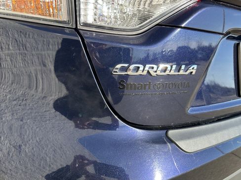 Used 2023 Toyota Corolla LE image 18