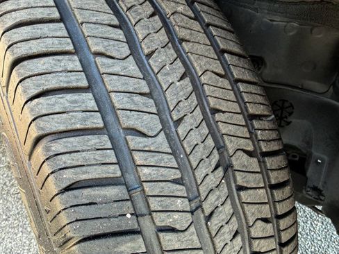 Used 2015 Honda CR-V LX image 17