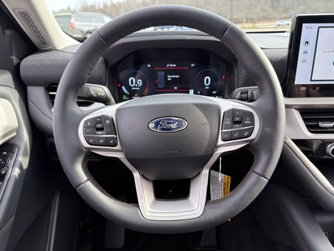 New 2026 Ford Explorer Active w/ Active Comfort Package image 35