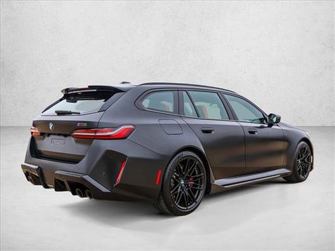 New 2026 BMW M5 Touring image 5
